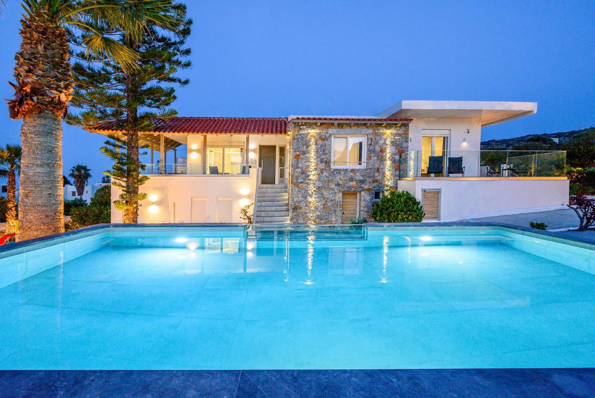 Queen'S Gem Luxury Villa - Heated Jacuzzi & Pool Hersonissos  Luaran gambar