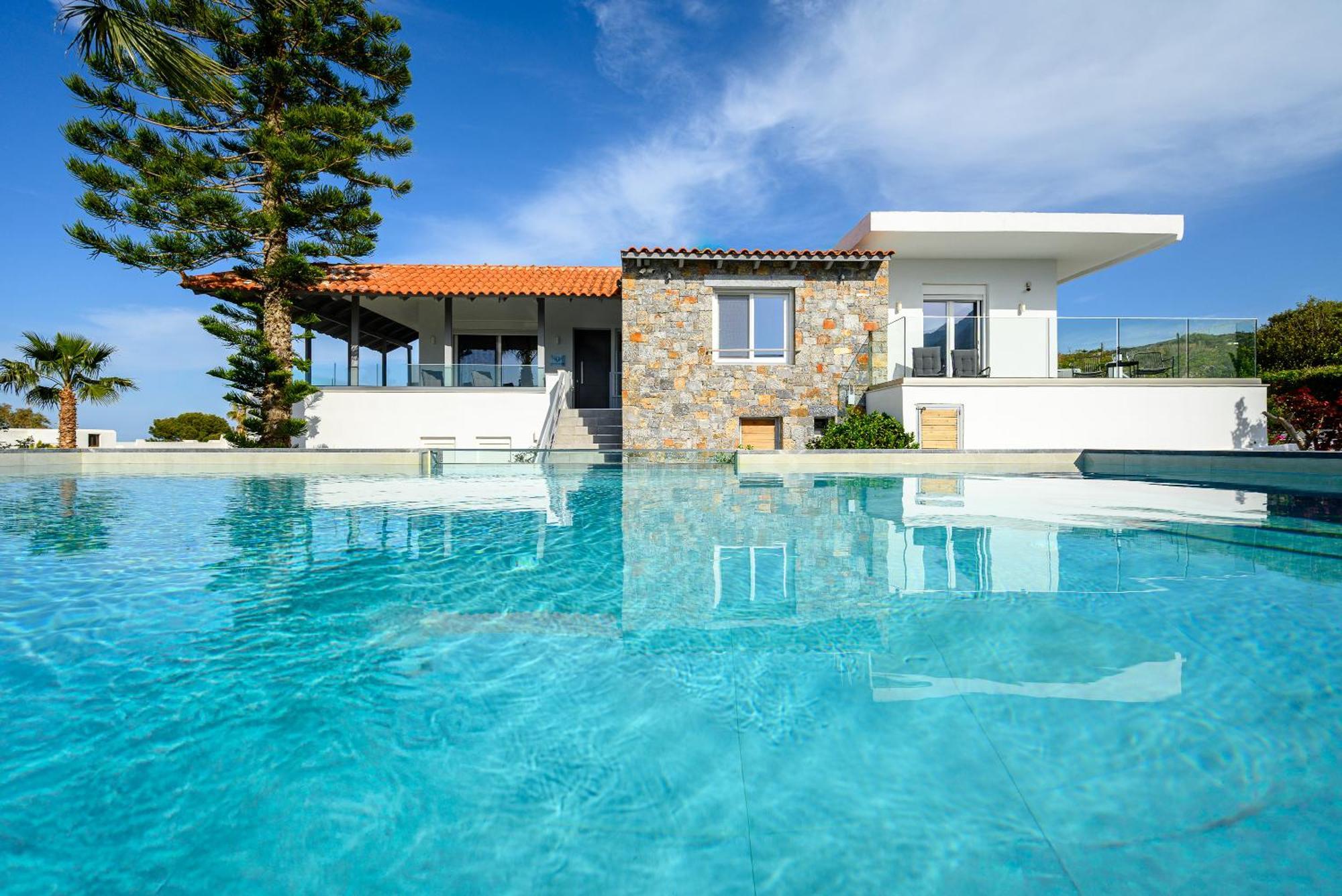 Queen'S Gem Luxury Villa - Heated Jacuzzi & Pool Hersonissos  Luaran gambar