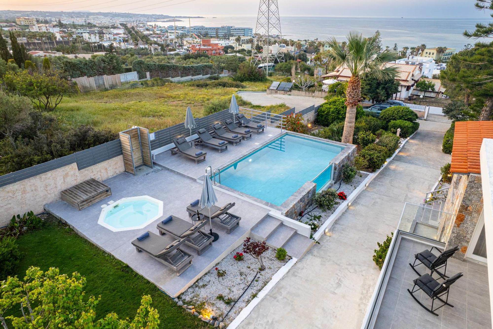Queen'S Gem Luxury Villa - Heated Jacuzzi & Pool Hersonissos  Luaran gambar